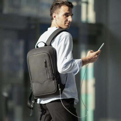 8228：HEROIC KNIGHT 15.6" Laptop Backpack for Men with USB Charger, Lightweight Durable Bag for Business Travel-Black